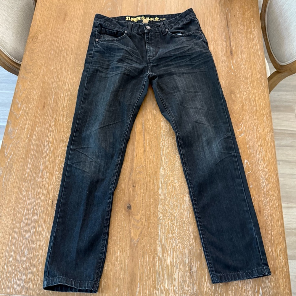 21 Men Dark Denim Slim Jeans W30